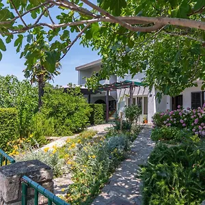 Apartment Apartments By The Sea Punat, Krk - 5351, Punat